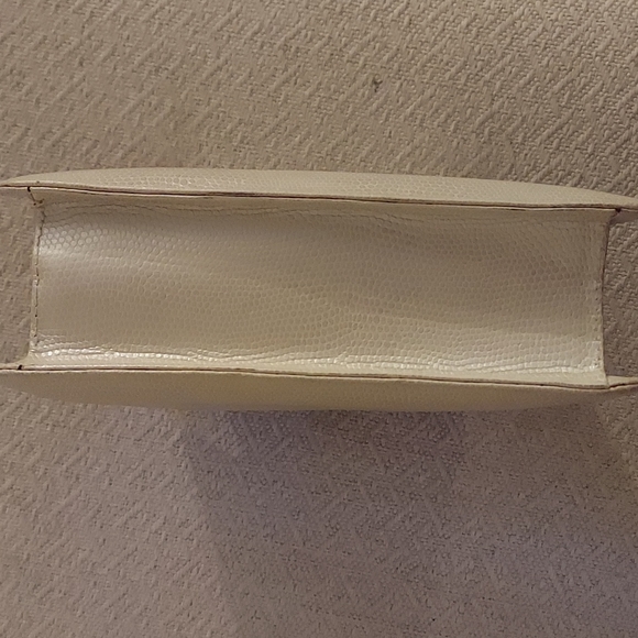 Marlene Gaines Vintage Irredesent Textured Leather Evening Bag - Picture 6 of 12